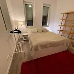 Lux Apartmant 2 *