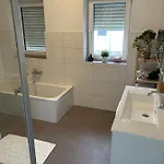 Lux Apartmant 2 *